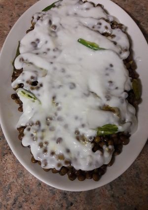 A picture of Pigeon beans/mbaazi with coconut sauce.