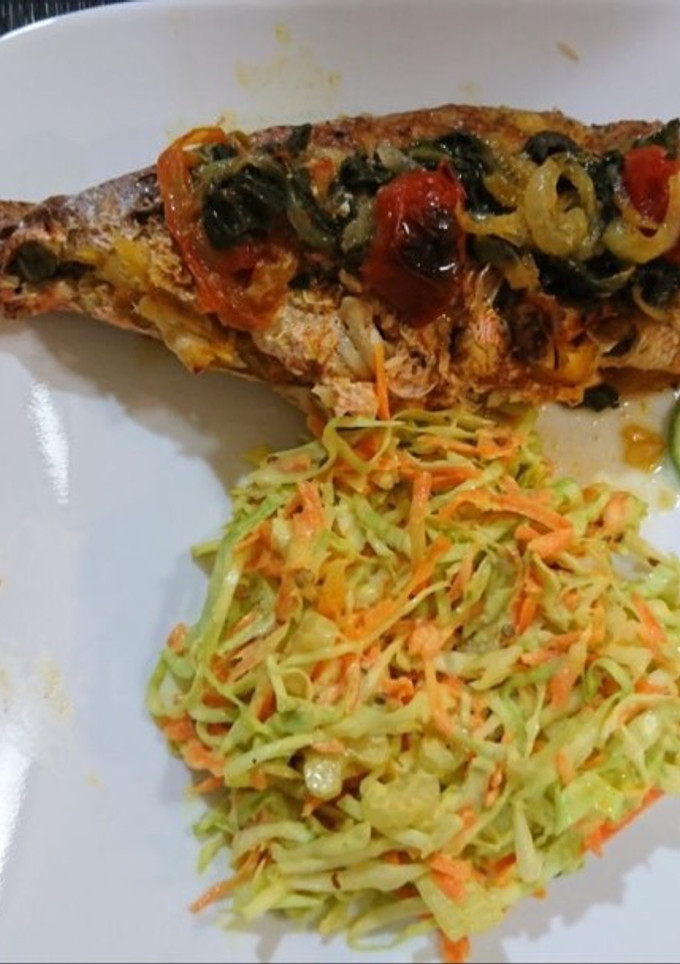 Una foto de Pargo relleno al horno