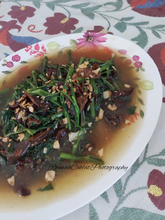Foto resep Tumis Kangkung Jamur Kuping
