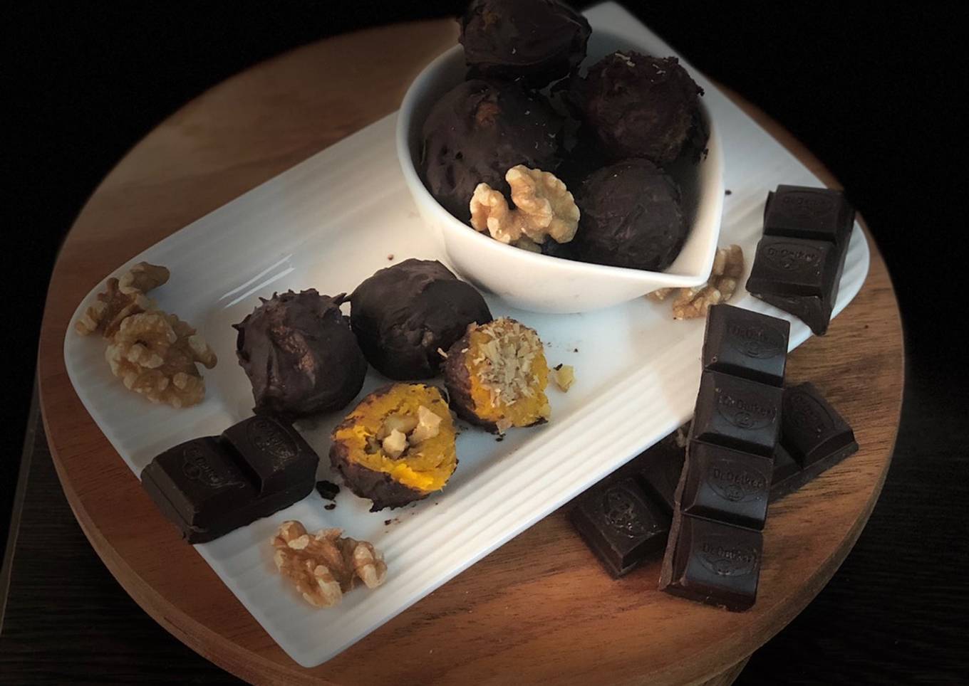 Walnut mango chocolate
