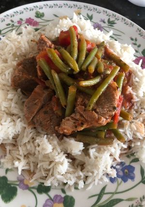 A picture of Green bean stew فاصوليا خضراء.