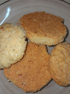 A picture of Coconut cookies.