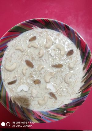 দুধ সেমাই (Dudh semai recipe in bengali) রেসিপির প্রধান ছবি
