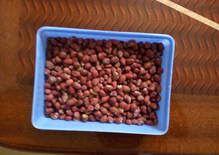 Steps to Prepare Quick Roasted ground nuts in a salted pan