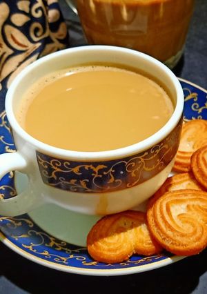 হায়দ্রাবাদি ইরানি চা (Hyderabadi Irani cha recipe in Bengali) রেসিপির প্রধান ছবি