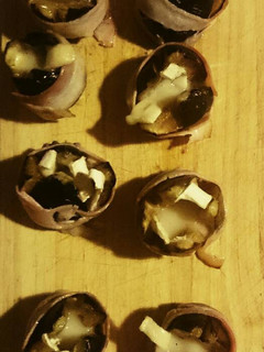 Una foto de Higos rellenos con bacon