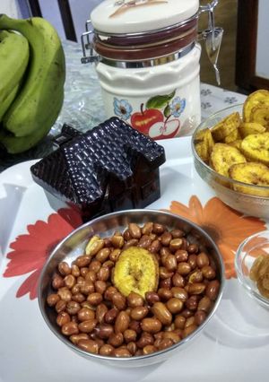 उपवास फलाहार (Upvas falahar recipe in Hindi) रेसिपी मुख्य फोटो
