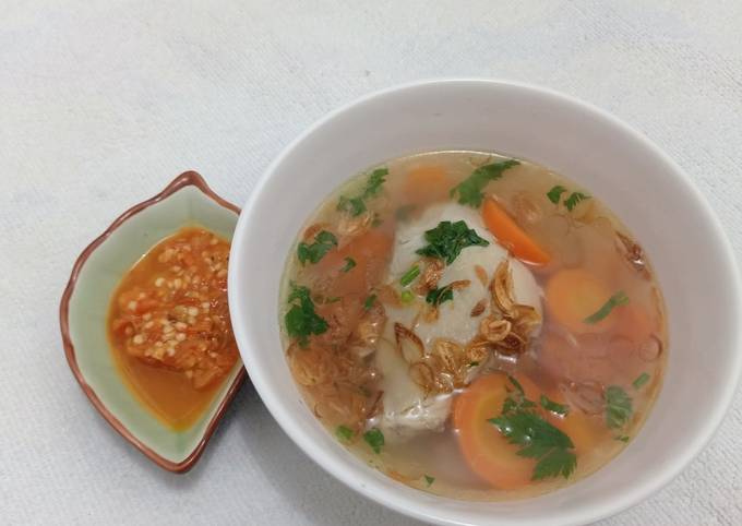 Sop ayam pak min ala ala