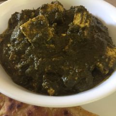 A picture of Palak paneer.
