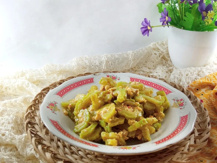 Cara Gampang Menyiapkan Resep Oseng Pare telur bumbu seblak yang Lezat Sekali Anti Ribet, Lezat Sekali