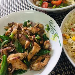 A picture of Dry Chilli Chicken.