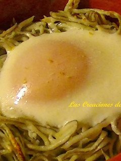 Una foto de Gulas con huevo al horno