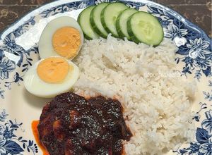 Gambar Nasi Lemak Sambal Ikan Tongkol
