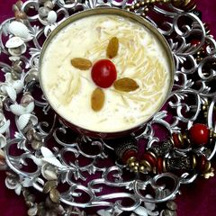 A picture of Vermicelli Gur Kheer..