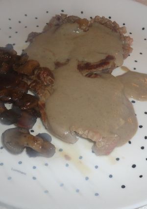 Foto principal de Ternera a la plancha con salsa de setas
