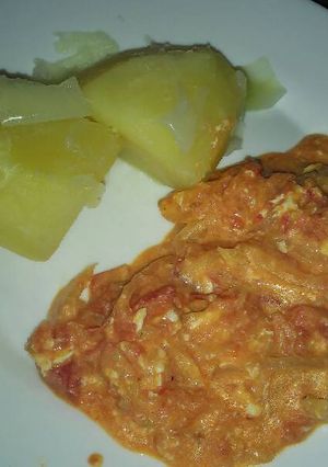 Una foto de Tomatican con papas cocidas