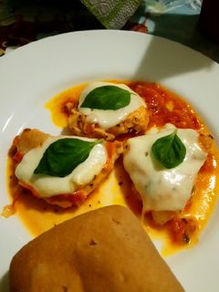 Mozzarellás paradicsomos csirkemell recept fotója