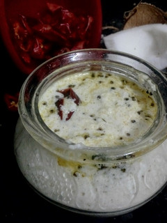 नारियल की चटनी (Nariyal ki chutney recipe in hindi) रेसिपी मुख्य फोटो