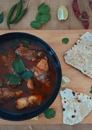 A picture of Spicy Chicken Curry.