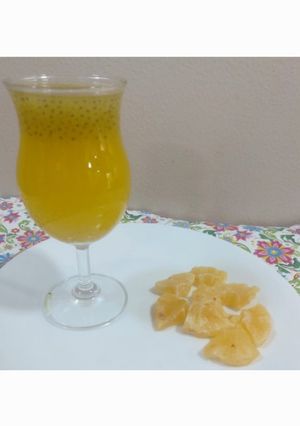 A picture of Pineapple crushed chia seeds drink.