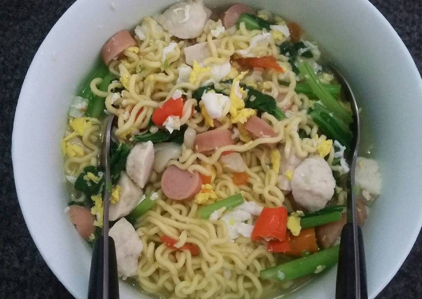 Mie rebus ala bunda Alan