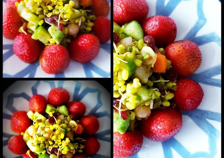 Simple Way to Prepare Any-night-of-the-week Mungsprout pineapple salad