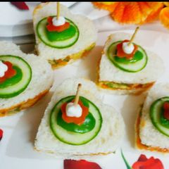 A picture of Veg Hungcurd Sandwich.