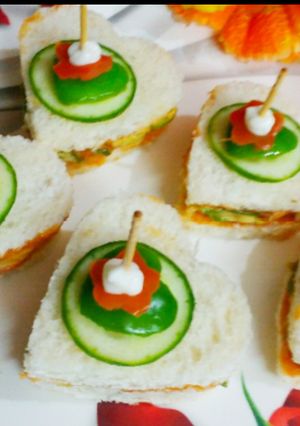 A picture of Veg Hungcurd Sandwich.
