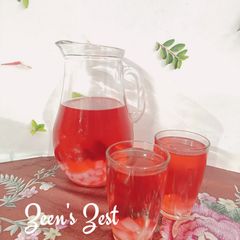 A picture of Mogu Mogu Rooh Afza Drink.