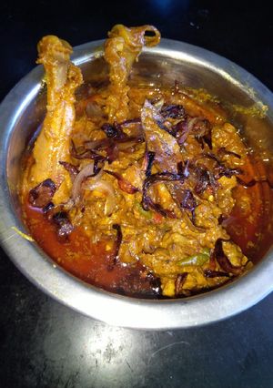 A picture of Chicken mughlai.