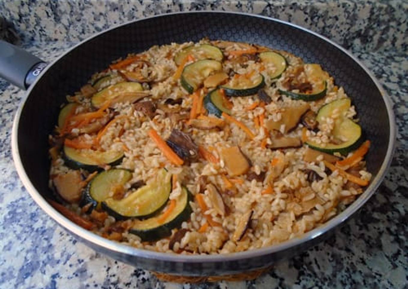 Arroz con setas y verduras