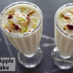 A picture of Custard Apple Milkshake / Sitaphal Milkshake.