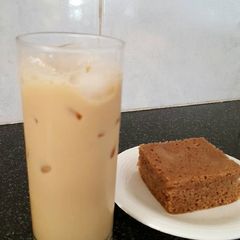 Cold Chai latte A picture of Cold Chai latte.