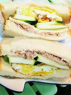 櫛瓜鮪魚起司蛋吐司 的食譜成品照片