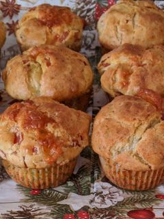 Sonkás-sajtos óriás muffinok recept fotója
