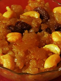 திருநெல்வேலி ஹல்வா (Kothumai halwa recipe in tamil) செய்முறை முக்கிய புகைப்படம்