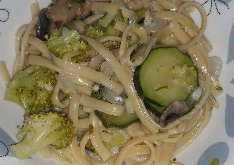 Fusión de verduras con pasta y crema deliciosa :) y rápida de preparar