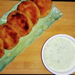 A picture of Potato cutlus.