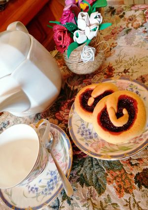 Foto di Crostatine con confettura di fragole fatta in casa