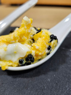 Una foto de Revuelto de caviar