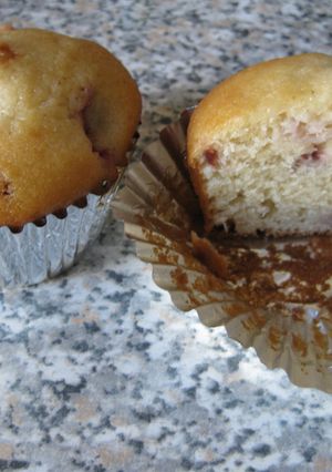 A picture of Strawberry Muffins.