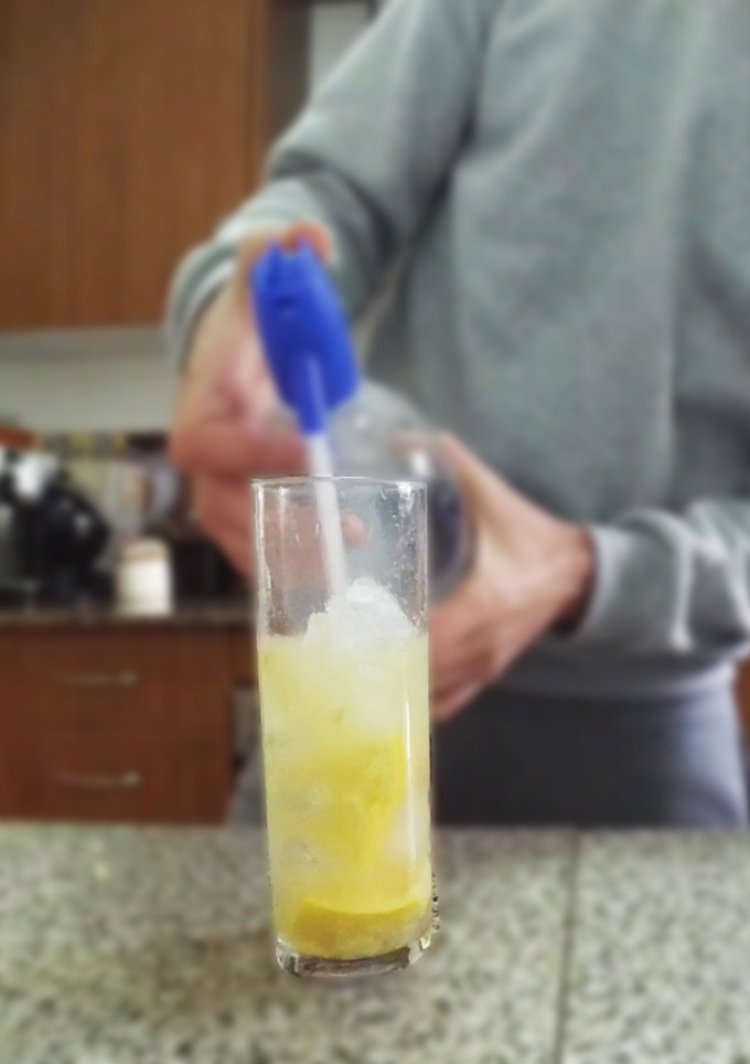 Una foto de Cóctel con whisky | Sour fizz
