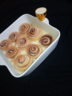 A picture of Cinnamon roll.