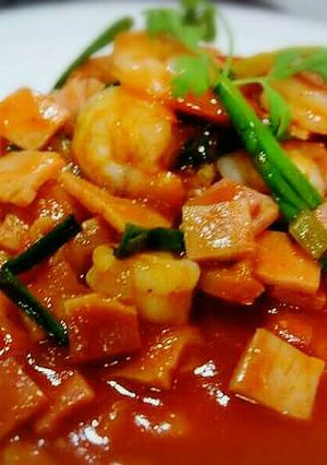รูปของ แฮมกุ้งผัดซอส