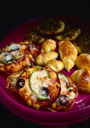 صورة لوصفة عجينة لجميع أنواع المخبوزات والفطائر🥐