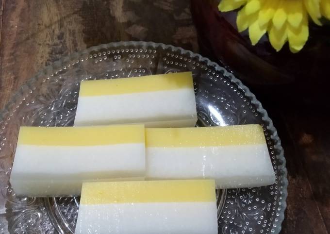 Puding labu kuning - saus santan