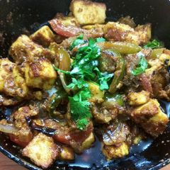 A picture of Kadai paneer.