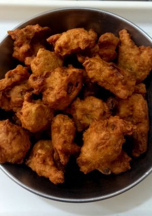 A picture of Leftover chickpea sy pakoray.