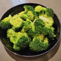A picture of Boiled Broccoli.