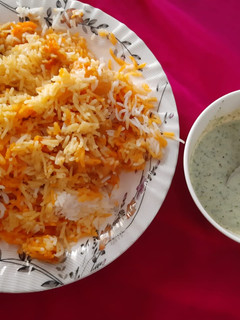 A picture of Jhatpat biryani.